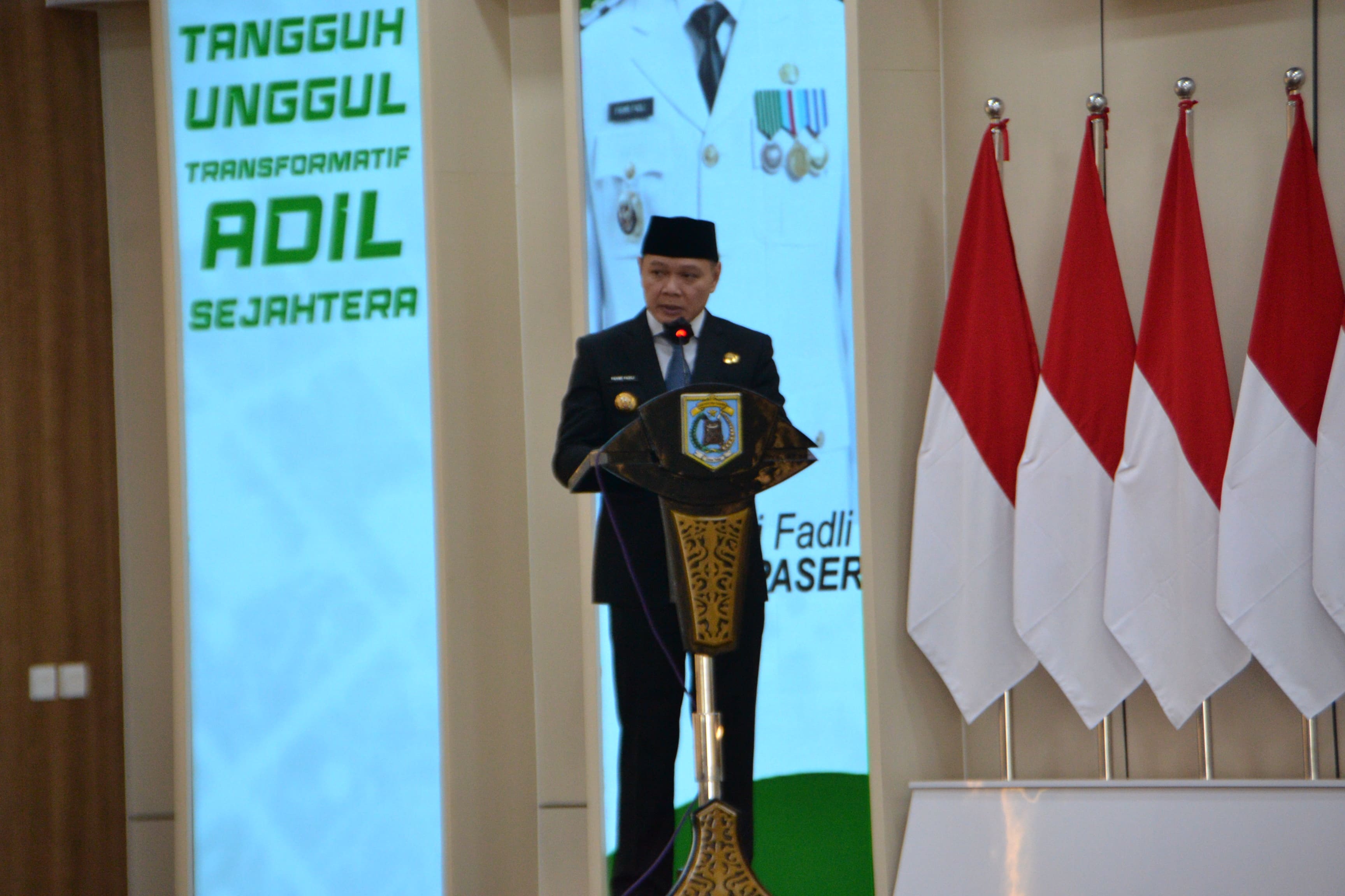 Lantik Tiga Pejabat Baru, Bupati Paser Tekankan Amanah dan Tugas Strategis JPT Pratama